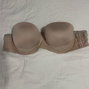 Torrid Nude Strapless Bra 44B Lace Back Smoothing Convertible